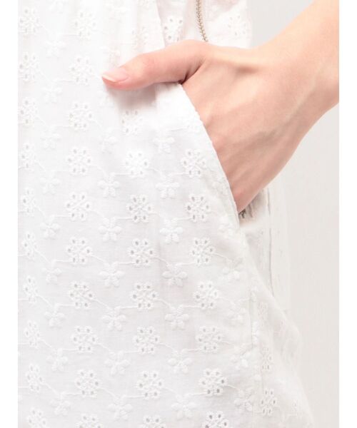 CALNAMUR（カルナムール）の「コットン刺繍サロペット（つなぎ/オールインワン・レディース・オフホワイト/ピンク・SMALL/MEDIUM）」の14枚目の写真