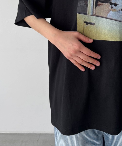 CANAL JEAN(キャナルジーン)の「Lakey Park driving dog Tシャツ(Tシャツ/カットソー・レディース・ホワイト/ブラック・ONE SIZE)」の13枚目の写真