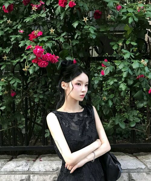 KIMZISU(キムジス)の「Pinched Sleeveless_SHEER BLACK(Tシャツ/カットソー・レディース・ブラック系・SMALL/MEDIUM/LARGE)」の6枚目の写真