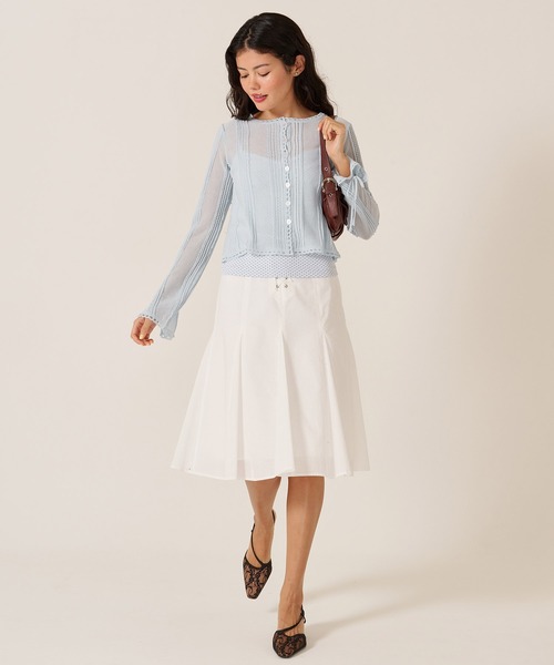 TINA:JOJUN(ティーナジョジュン)の「ピンタック シアーニット カーディガン TINA:JOJUN(カーディガン/ボレロ・レディース・ホワイト/サックスブルー・M)」の22枚目の写真