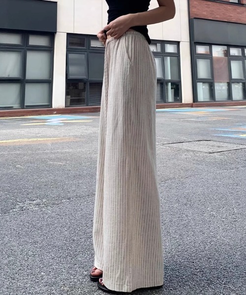 SallyLunn(サリーラン)の「ピンストライプ イージーパンツ(その他パンツ・レディース・ホワイト・MEDIUM/LARGE)」の8枚目の写真