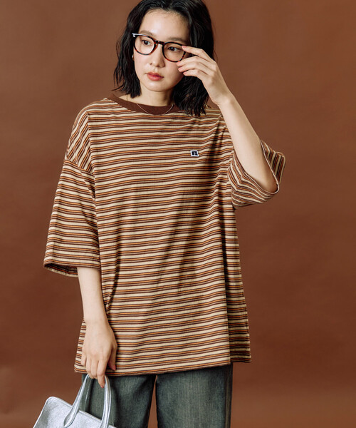 FREAK'S STORE(フリークスストア)の「限定展開 RUSSELL ATHLETIC × FREAK'S STORE/ラッセルアスレチック 別注 ボーダー 半袖 Tシャツ(Tシャツ/カットソー・レディース・ナチュラル/ブラウン/ネイビー・フリ-)」の20枚目の写真