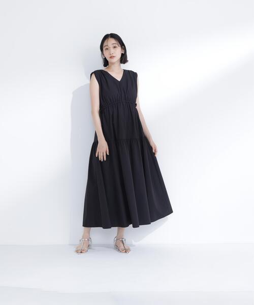 NATURAL BEAUTY BASIC(ナチュラルビューティーベーシック)の「サイドボタンタフタワンピース(ワンピース・レディース・キャメル/オフホワイト/ブラック・P/S/MEDIUM)」の3枚目の写真