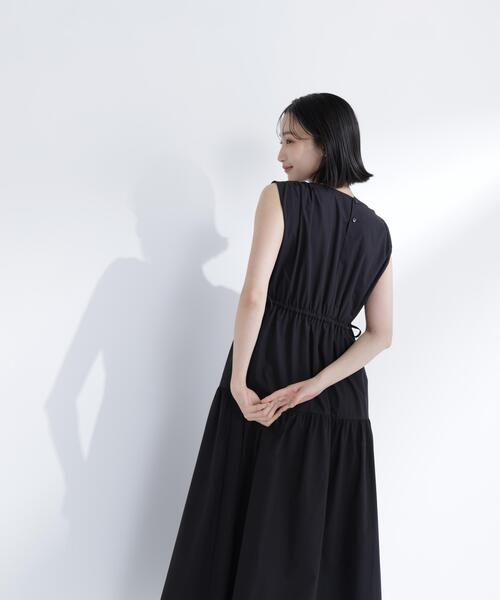 NATURAL BEAUTY BASIC(ナチュラルビューティーベーシック)の「サイドボタンタフタワンピース(ワンピース・レディース・キャメル/オフホワイト/ブラック・P/S/MEDIUM)」の10枚目の写真