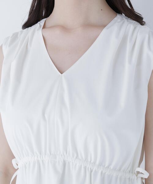 NATURAL BEAUTY BASIC（ナチュラルビューティーベーシック）の「サイドボタンタフタワンピース（ワンピース・レディース・キャメル/オフホワイト/ブラック・P/S/MEDIUM）」の7枚目の写真