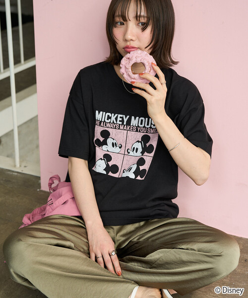 FREAK'S STORE（フリークスストア）の「限定展開　別注/Mickey Mouse/ミッキーマウス/4box半袖プリントTシャツ（Tシャツ/カットソー・レディース・ブラウン/ブラック/オフホワイト/グレー・ﾌﾘ-）」の17枚目の写真