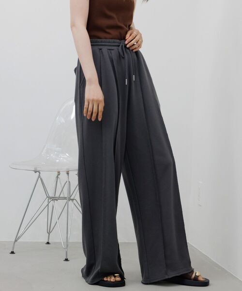 RETRO GIRL(レトロガール)の「シームスウェットPT(スウェットパンツ・レディース・ホワイト系その他/ナチュラル/チャコールグレー・FREE)」の4枚目の写真