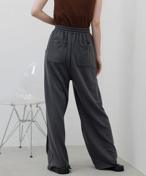 RETRO GIRL(レトロガール)の「シームスウェットPT(スウェットパンツ・レディース・ホワイト系その他/ナチュラル/チャコールグレー・FREE)」の8枚目の写真