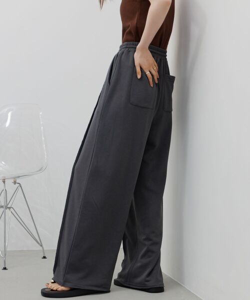 RETRO GIRL(レトロガール)の「シームスウェットPT(スウェットパンツ・レディース・ホワイト系その他/ナチュラル/チャコールグレー・FREE)」の9枚目の写真