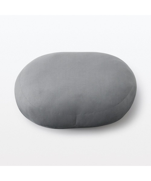 無印良品(ムジルシリョウヒン)の「背当てにもなるやわらかマルチクッション 55×40×20cm(クッション/クッションカバー・メンズ・ブルー/チャコールグレー/ライトベージュ・FREE)」の5枚目の写真
