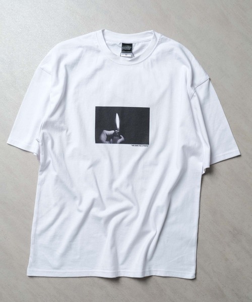 SHISKY(シスキー)の「メンズ Transfer プリント 転写フォトT(M-1000)(Tシャツ/カットソー・メンズ・ホワイト系その他5/ホワイト系その他/ホワイト系その他3/ホワイト/ホワイト系その他4/ホワイト系その他2/ホワイト系その他7/ホワイト系その他6/ホワイト系3/ホワイト系/ホワイト系1/ホワイト系2・X-LARGE/LARGE/MEDIUM/SMALL)」の6枚目の写真
