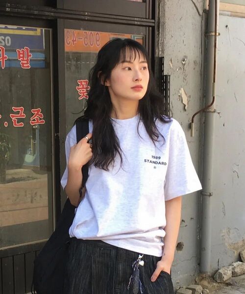 1989STANDARD（1989スタンダード）の「バックセンター クールコットン オーバーサイズ 半袖 (SISSTD-0229)（Tシャツ/カットソー・メンズ・ブラック/アイボリー/ブルー/ネイビー/ホワイト/ライトグレー・MEDIUM/LARGE/X-LARGE）」の9枚目の写真