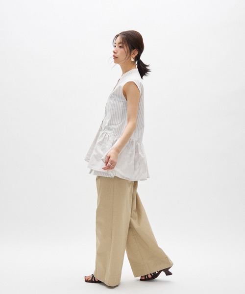 Lutim by u(ルチバイユー)の「コンビストライプアシメティアードシャツチュニック(シャツ/ブラウス・レディース・ベージュ/ブルー・FREE)」の7枚目の写真