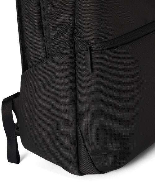 THE NORTH FACE(ザノースフェイス)の「THE NORTH FACE (ザ・ノース・フェイス) Shuttle Daypack シャトルデイパック NM62615【2026年春夏入荷モデル】(バックパック/リュック・メンズ・ブラック・F)」の8枚目の写真