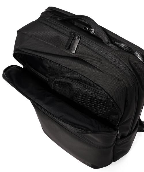THE NORTH FACE(ザノースフェイス)の「THE NORTH FACE (ザ・ノース・フェイス) Shuttle Daypack シャトルデイパック NM62615【2026年春夏入荷モデル】(バックパック/リュック・メンズ・ブラック・F)」の16枚目の写真