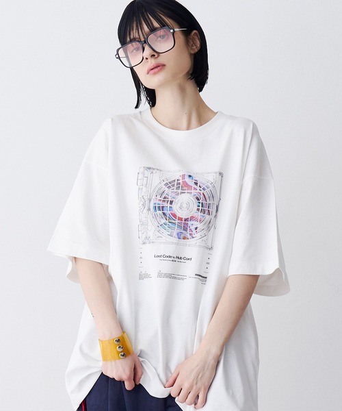 SeeSew(シーソー)の「【UNISEX】CORD DISC PRINT TEE/コードディスクプリントTシャツ(Tシャツ/カットソー・メンズ・ブラック/ホワイト・M/L)」の2枚目の写真