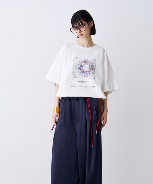 SeeSew(シーソー)の「【UNISEX】CORD DISC PRINT TEE/コードディスクプリントTシャツ(Tシャツ/カットソー・メンズ・ブラック/ホワイト・M/L)」の4枚目の写真