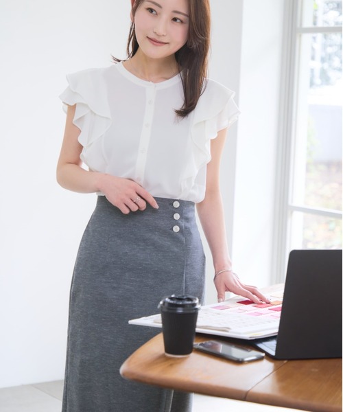 COHINA（コヒナ）の「ポリエステルリネンスラブIラインスカート 【低身長・小柄女性】（スカート・レディース・ブラウン/ネイビー/ベージュ・XS-Short/S-Regular/S-Short/XS-Regular）」の10枚目の写真
