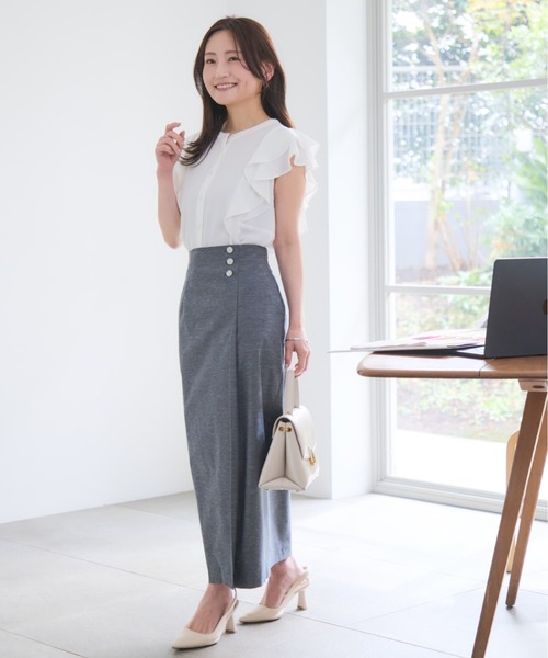 COHINA（コヒナ）の「ポリエステルリネンスラブIラインスカート 【低身長・小柄女性】（スカート・レディース・ブラウン/ネイビー/ベージュ・XS-Short/S-Regular/S-Short/XS-Regular）」の9枚目の写真