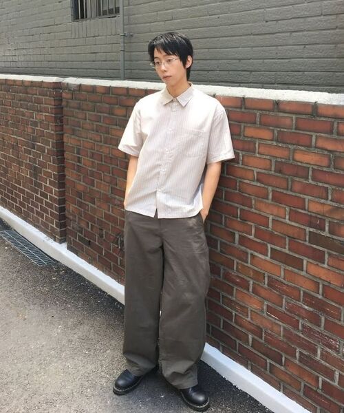 COSTUME O’CLOCK（コスチュームオクロック）の「[COCLXサック型] ストライプセミクロップショートスリーブシャツ 2カラー COOSSH205（シャツ/ブラウス・メンズ・ホワイト/Beige・LARGE/MEDIUM/SMALL）」の10枚目の写真