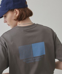 綿100% 幾何バックプリントグラフィックTシャツ