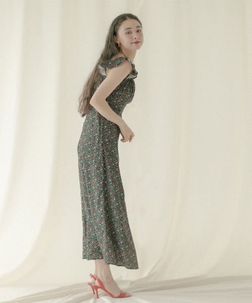 Cath Kidston（キャスキッドソン）の「ラッフルスリーブドレス Cherry Vine（ワンピース・レディース・ブラック・S）」の14枚目の写真