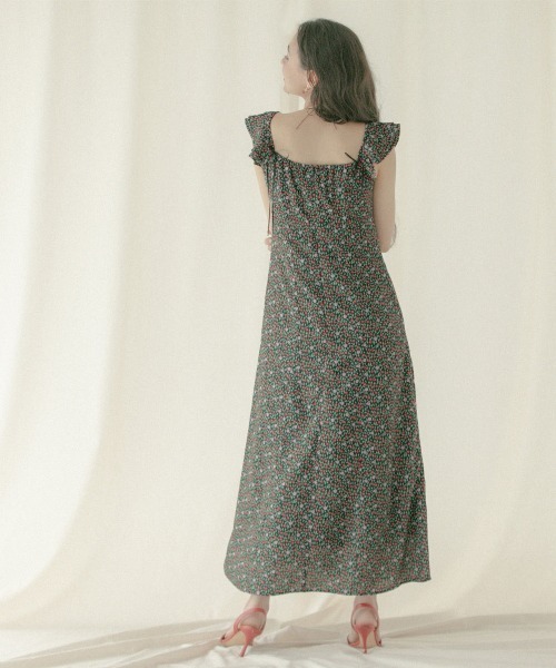 Cath Kidston（キャスキッドソン）の「ラッフルスリーブドレス Cherry Vine（ワンピース・レディース・ブラック・S）」の16枚目の写真