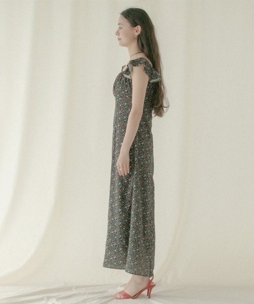Cath Kidston（キャスキッドソン）の「ラッフルスリーブドレス Cherry Vine（ワンピース・レディース・ブラック・S）」の4枚目の写真