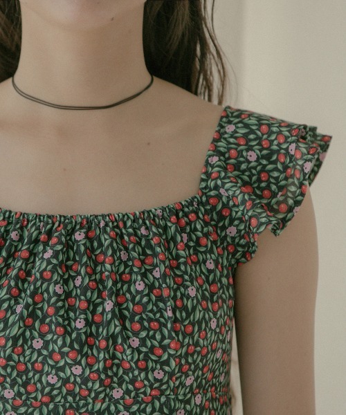 Cath Kidston（キャスキッドソン）の「ラッフルスリーブドレス Cherry Vine（ワンピース・レディース・ブラック・S）」の6枚目の写真