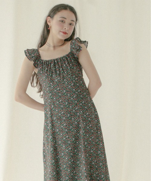 Cath Kidston（キャスキッドソン）の「ラッフルスリーブドレス Cherry Vine（ワンピース・レディース・ブラック・S）」の17枚目の写真