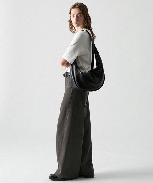 CLEL(クレイル)の「【CLEL】2Way Half Moon Bag / 2way ハーフムーンバッグ(ショルダーバッグ・メンズ・ブラック/ブラウン・FREE)」の14枚目の写真