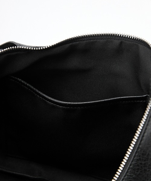 CLEL(クレイル)の「【CLEL】2Way Half Moon Bag / 2way ハーフムーンバッグ(ショルダーバッグ・メンズ・ブラック/ブラウン・FREE)」の5枚目の写真