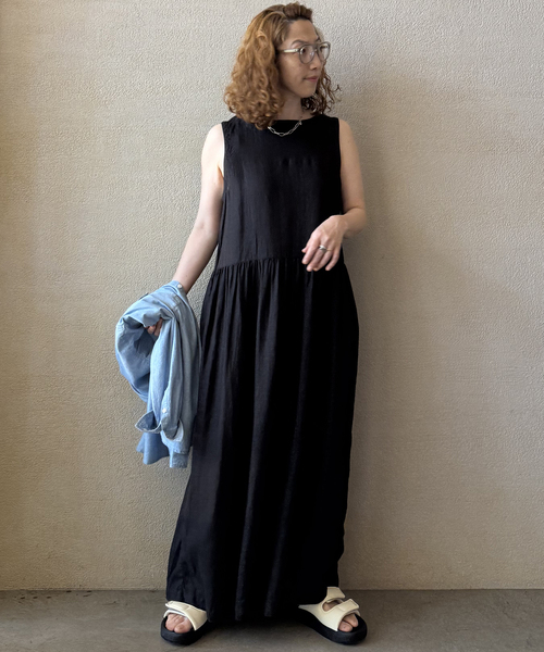 JOURNAL STANDARD LUXE(ジャーナルスタンダード ラックス)の「【ARMEN】LINEN PLAIN BOAT NECK DRESS(ワンピース・レディース・ブラック・1)」の1枚目の写真