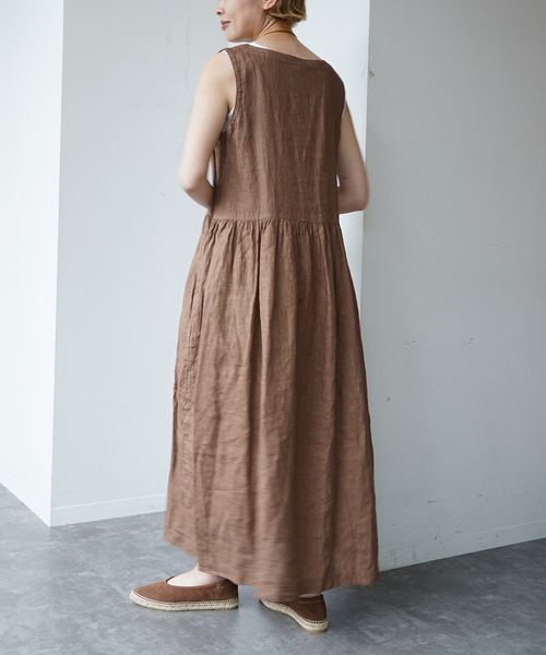 JOURNAL STANDARD LUXE(ジャーナルスタンダード ラックス)の「【ARMEN】LINEN PLAIN BOAT NECK DRESS(ワンピース・レディース・ブラック・1)」の19枚目の写真
