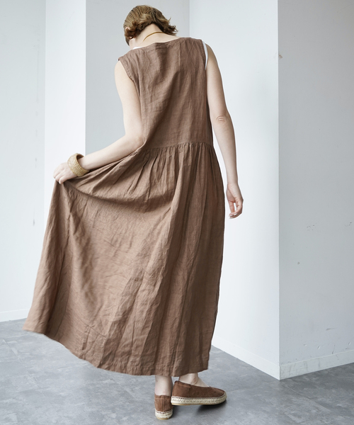 JOURNAL STANDARD LUXE(ジャーナルスタンダード ラックス)の「【ARMEN】LINEN PLAIN BOAT NECK DRESS(ワンピース・レディース・ブラック・1)」の21枚目の写真
