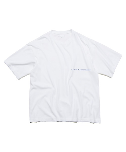 uniform experiment(ユニフォームエクスペリメント)の「STENCIL LOGO TEE(Tシャツ/カットソー・メンズ・ホワイト/ネイビー/ブラック・1/2/3/4/5)」の2枚目の写真