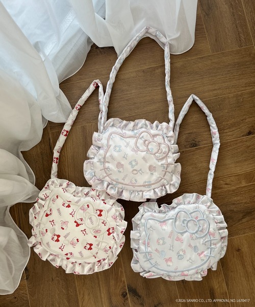 sanrio（サンリオ）の「Balletcore【HELLO KITTY】FACE DESIGN TOTE BAG（スカート・レディース・オフホワイト/ブルー/ピンク・FREE）」の5枚目の写真