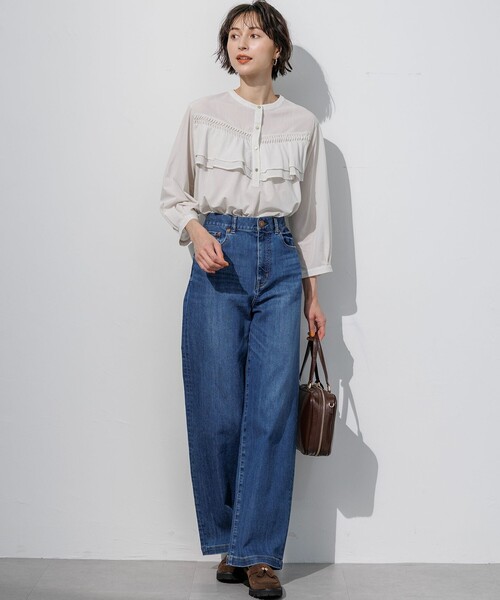 23区 L(ニジュウサンクオオキイサイズ)の「クリアトリコットジャージー ピンタックフリル ブラウス(Tシャツ/カットソー・レディース・ベージュ系/ダークグリーン系/ダークブラウン系/ブラック系・46/44)」の13枚目の写真