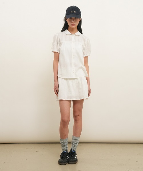 GENERAL IDEA（ジェネラルアイデア）の「【GENERAL IDEA】ラウンドカラーパフブラウス / ROUND COLLAR PUFF BLOUSE（シャツ/ブラウス・レディース・クリーム/スカイブルー/ホワイト/ネイビー・S/L/M）」の8枚目の写真