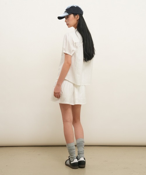 GENERAL IDEA（ジェネラルアイデア）の「【GENERAL IDEA】ラウンドカラーパフブラウス / ROUND COLLAR PUFF BLOUSE（シャツ/ブラウス・レディース・クリーム/スカイブルー/ホワイト/ネイビー・S/L/M）」の9枚目の写真