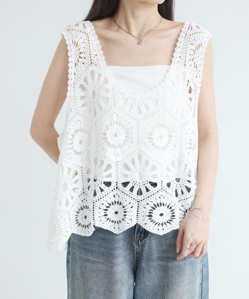MAISON DE THERESE(メゾン ド テレーズ)の「Uネックかぎ針クロシェ編みベスト(ベスト・レディース・White/Beige・FREE)」の7枚目の写真