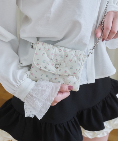 idem(イデム)の「paddet chain pouch bag / ミニチェーンバッグ(ショルダーバッグ・レディース・ホワイト/ブルー/その他/ブラック・FREE)」の19枚目の写真