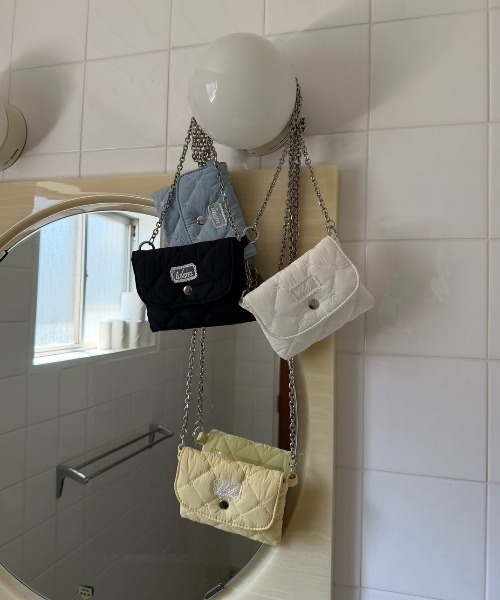 idem(イデム)の「paddet chain pouch bag / ミニチェーンバッグ(ショルダーバッグ・レディース・ホワイト/ブルー/その他/ブラック・FREE)」の7枚目の写真