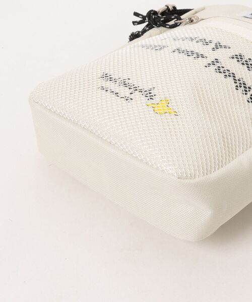 RiNc (リンク)の「【 MARK GONZALES 】 メッシュポケット ミニショルダーバッグ(ショルダーバッグ・メンズ・ブラック/オフホワイト/ブラック系/グレー・FREE)」の6枚目の写真