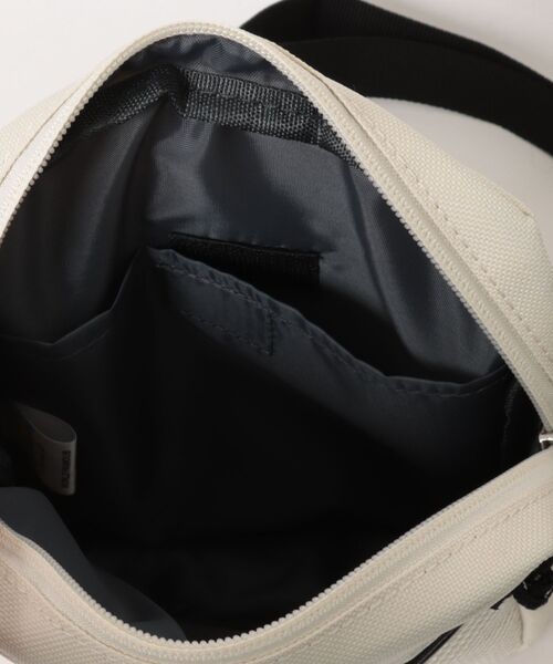 RiNc (リンク)の「【 MARK GONZALES 】 メッシュポケット ミニショルダーバッグ(ショルダーバッグ・メンズ・ブラック/オフホワイト/ブラック系/グレー・FREE)」の7枚目の写真