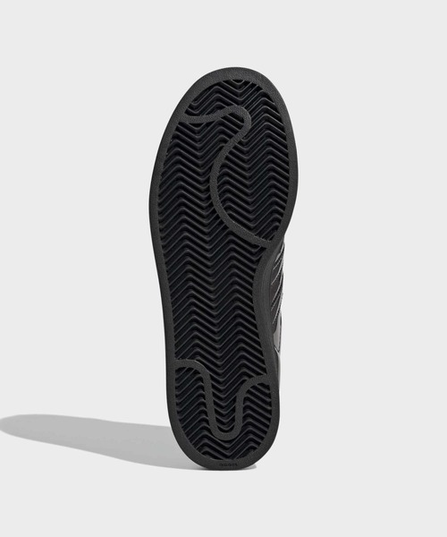 adidas(アディダス)の「スーパースターII / SUPERSTAR II / アディダスオリジナルス adidas Originals(スニーカー・レディース・ブラック・27.5cm/27.0cm/26.5cm/26.0cm/25.5cm/25.0cm/24.5cm/24.0cm/23.5cm/23.0cm/22.5cm/28.0cm/22.0cm)」の3枚目の写真