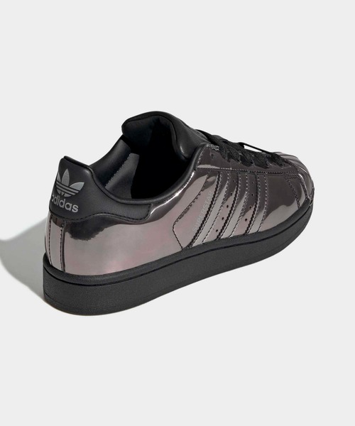 adidas(アディダス)の「スーパースターII / SUPERSTAR II / アディダスオリジナルス adidas Originals(スニーカー・レディース・ブラック・27.5cm/27.0cm/26.5cm/26.0cm/25.5cm/25.0cm/24.5cm/24.0cm/23.5cm/23.0cm/22.5cm/28.0cm/22.0cm)」の5枚目の写真