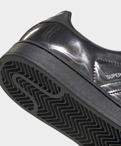 adidas(アディダス)の「スーパースターII / SUPERSTAR II / アディダスオリジナルス adidas Originals(スニーカー・レディース・ブラック・27.5cm/27.0cm/26.5cm/26.0cm/25.5cm/25.0cm/24.5cm/24.0cm/23.5cm/23.0cm/22.5cm/28.0cm/22.0cm)」の8枚目の写真