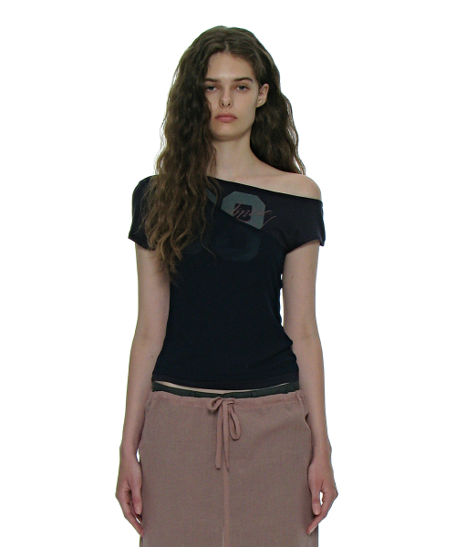 PARTIMENTO WOMEN(パルティメントウィメン)の「ナンバリングアシンメトリーレイヤートップ_ネイビー(Tシャツ/カットソー・レディース・その他・SMALL/MEDIUM)」の1枚目の写真