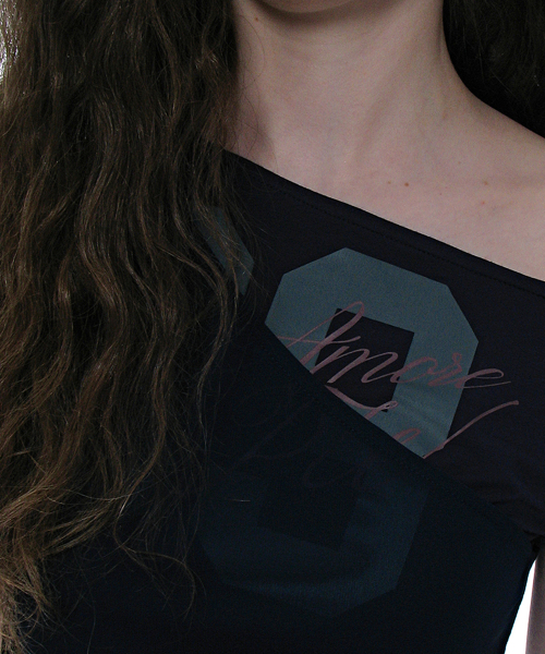 PARTIMENTO WOMEN(パルティメントウィメン)の「ナンバリングアシンメトリーレイヤートップ_ネイビー(Tシャツ/カットソー・レディース・その他・SMALL/MEDIUM)」の8枚目の写真